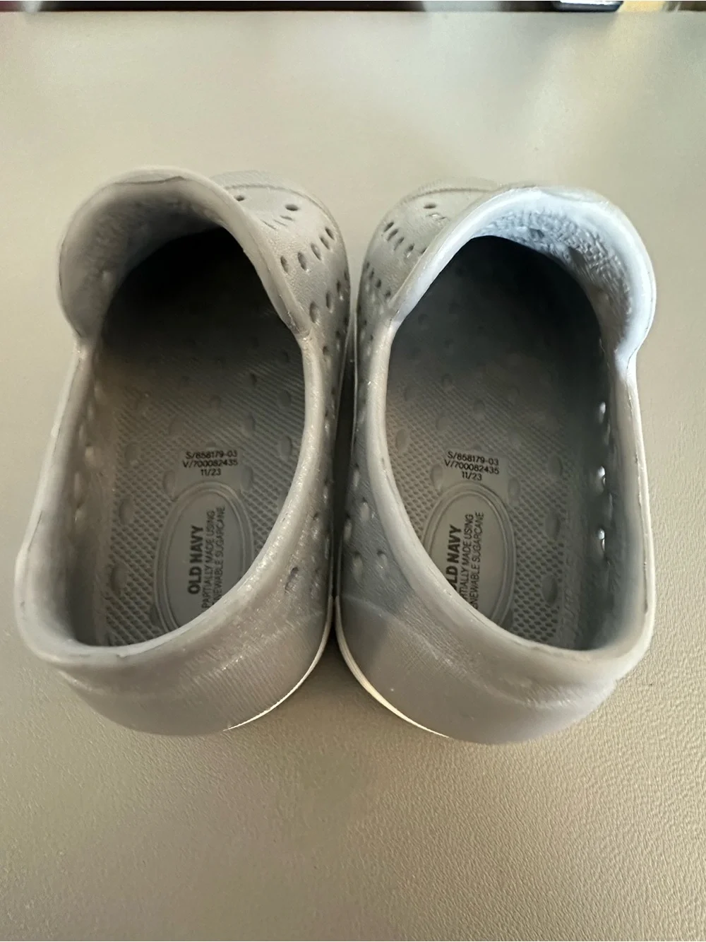 Kids Old Navy Casual Slip-On Clog in Gray